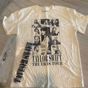 Taylor Swift Eras Tour Beige Cream Shirt L NEW with Bag VIP